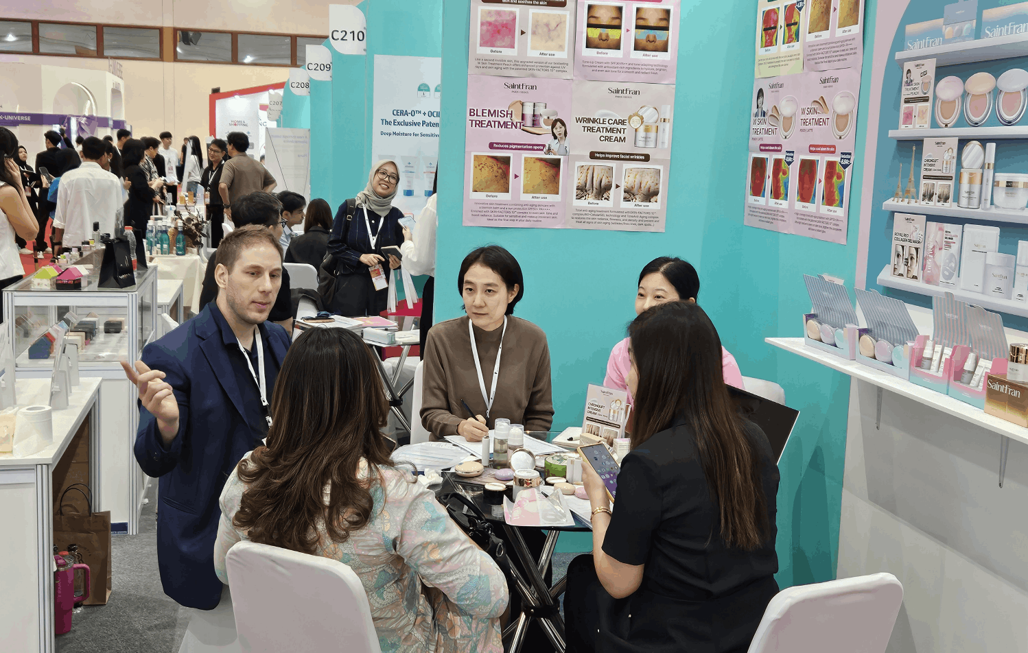 モーダルウィンドウで表示します。